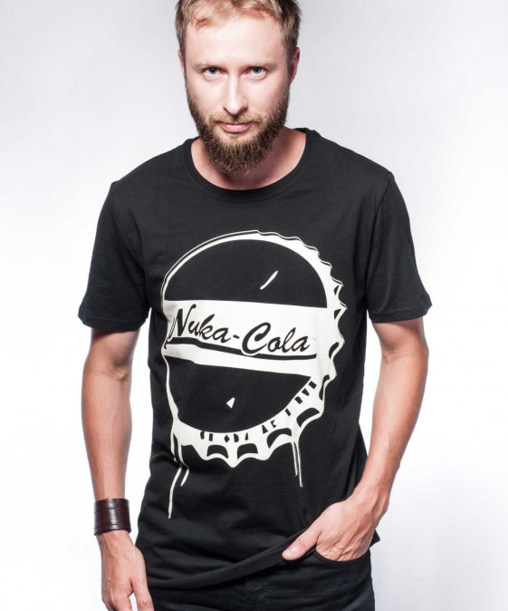 Fallout - Nuka-Cola fekete XL Ajándéktárgyak