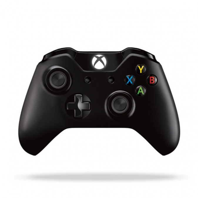 Xbox One Wireless Controller (Black) + Play & Charge Kit Xbox One